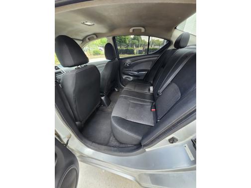 Silver 2016 Nissan Versa 1.6 SV