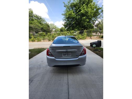 Silver 2016 Nissan Versa 1.6 SV