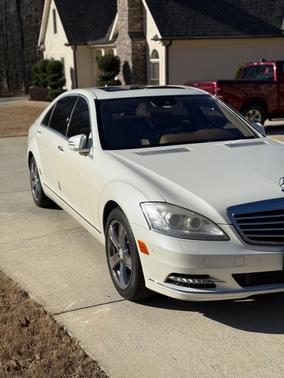 2011 Mercedes-Benz S-Class S 550