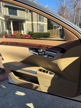 2011 Mercedes-Benz S-Class S 550