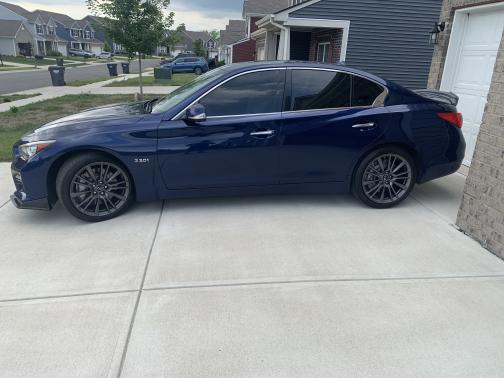 2016 INFINITI Q50 3.0t Red Sport 400