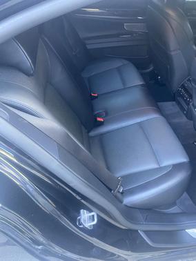2013 BMW 750 i xDrive