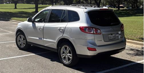 Silver 2011 Hyundai SANTA FE Limited