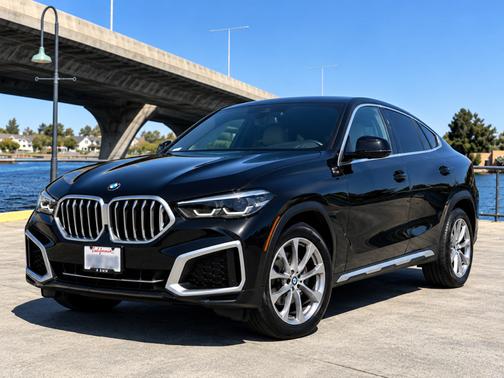 Black 2023 BMW X6 xDrive40i