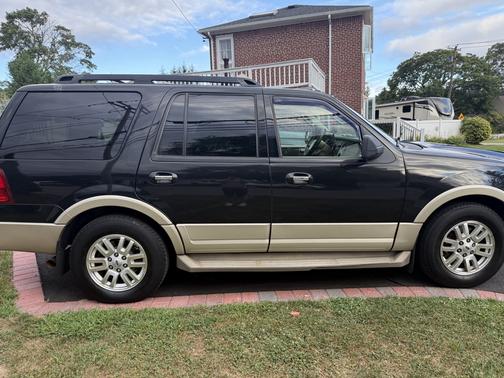 2010 Ford Expedition Eddie Bauer