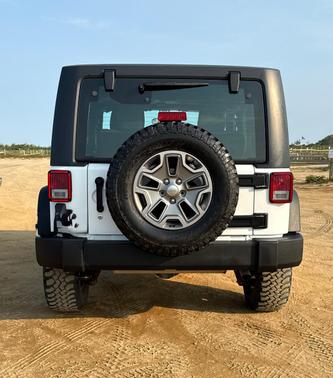 White 2017 Jeep Wrangler Rubicon