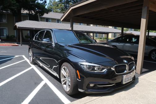 2018 BMW 330 i