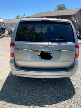 2013 Chrysler Town & Country Touring
