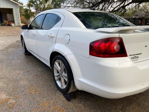 2012 Dodge Avenger SE