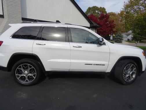 White 2021 Jeep Grand Cherokee Limited