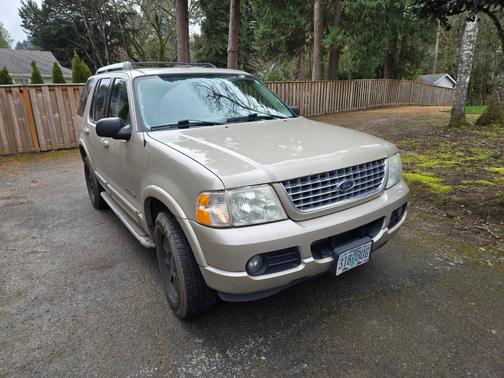 2005 Ford Explorer Limited