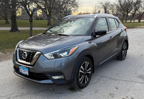 2019 Nissan Kicks SR