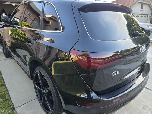 Black 2014 Audi Q5 3.0T Prestige quattro