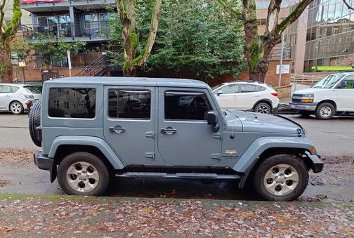 Gray 2014 Jeep Wrangler Unlimited Sahara