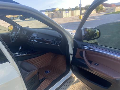 Photo 3 of 11 of 2011 BMW X5 xDrive 35i Sport Activity