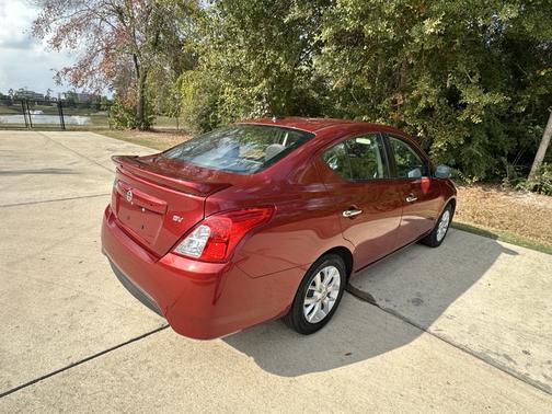 2018 Nissan Versa 1.6 SV