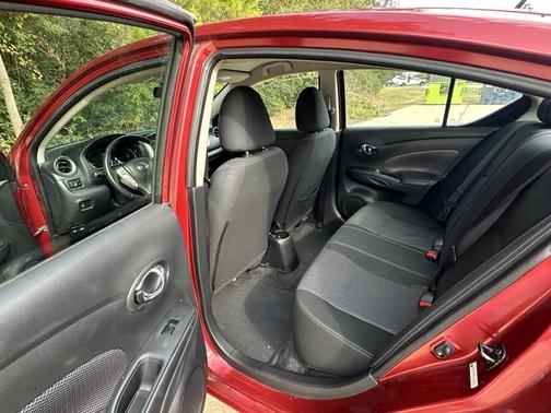 2018 Nissan Versa 1.6 SV