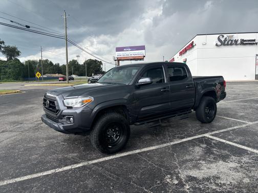 2020 Toyota Tacoma SR5