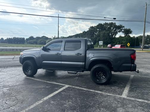 2020 Toyota Tacoma SR5