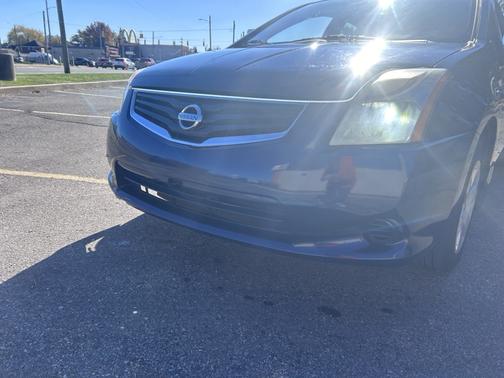 2010 Nissan Sentra 2