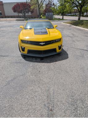 Yellow 2013 Chevrolet Camaro ZL1