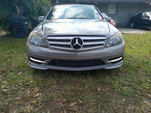 2011 Mercedes-Benz C-Class C 300