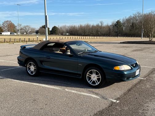 1997 Ford Mustang GT