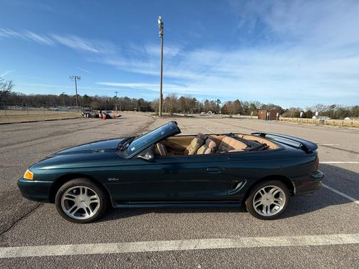 1997 Ford Mustang GT