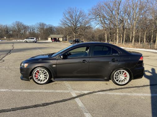 Photo 1 of 13 of 2014 Mitsubishi Lancer Evolution GSR