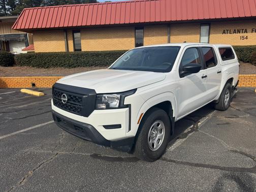 2022 Nissan Frontier S