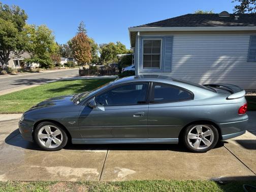 2005 Pontiac GTO Base