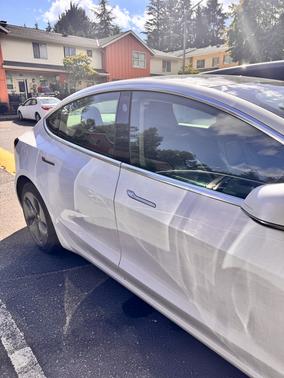 White 2019 Tesla Model 3 Long Range