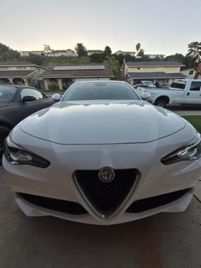 2017 Alfa Romeo Giulia Base