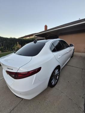 2017 Alfa Romeo Giulia Base