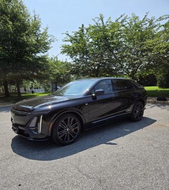 2026 Cadillac LYRIQ V Premium