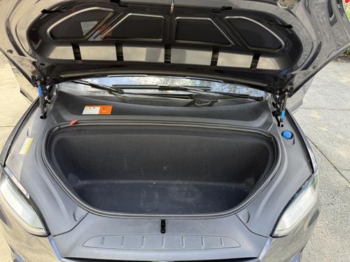 2016 Tesla Model X P90D