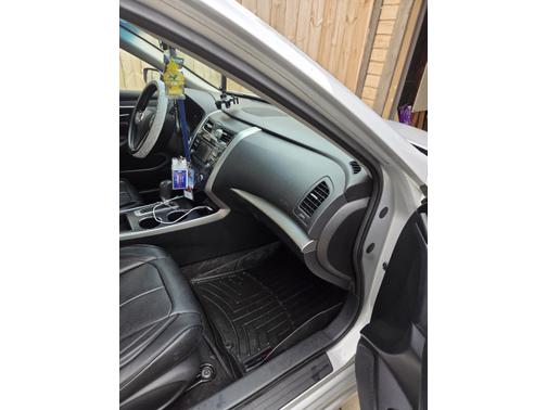 Silver 2015 Nissan Altima 2.5 S