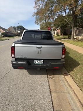 Silver 2019 Honda Ridgeline RTL