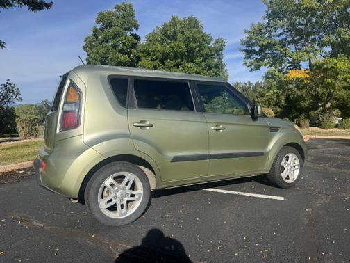 2011 Kia Soul +