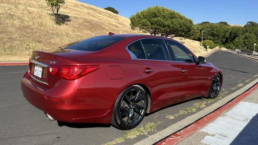 2014 INFINITI Q50 Premium