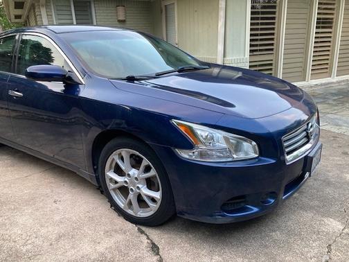 Blue 2014 Nissan Maxima S