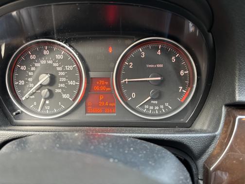 2011 BMW 328 i