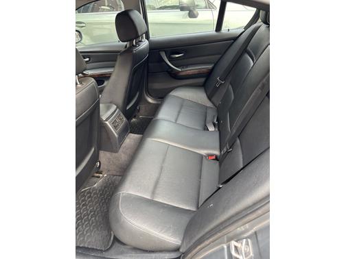 2011 BMW 328 i
