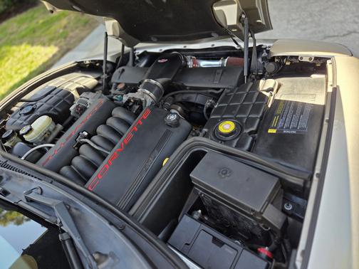 Gray 2000 Chevrolet Corvette Base