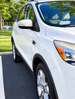 White 2014 Ford Escape Titanium