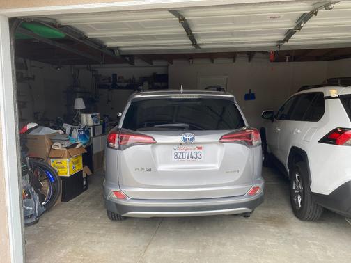 Silver 2018 Toyota RAV4 Hybrid LE