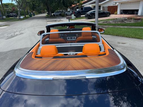 Blue 2016 Rolls-Royce Dawn Base