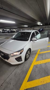 2020 Hyundai IONIQ Hybrid Blue
