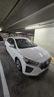 2020 Hyundai IONIQ Hybrid Blue