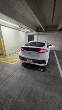 2020 Hyundai IONIQ Hybrid Blue